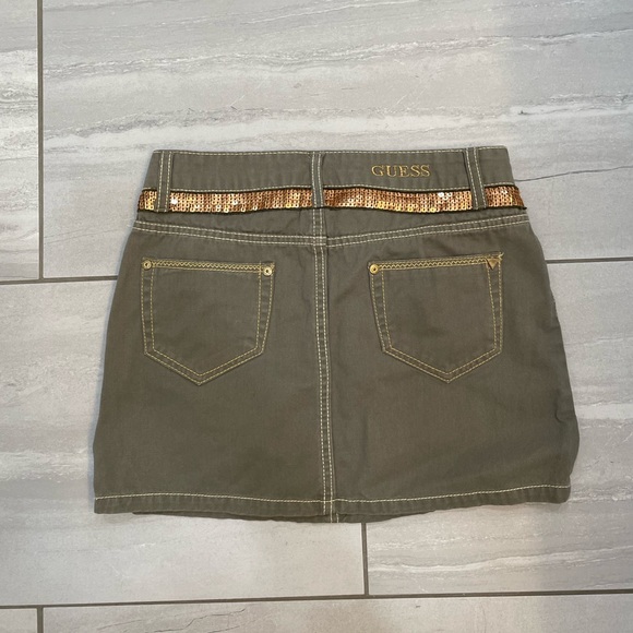 Green GUESS Mini Skirt - Picture 2 of 5